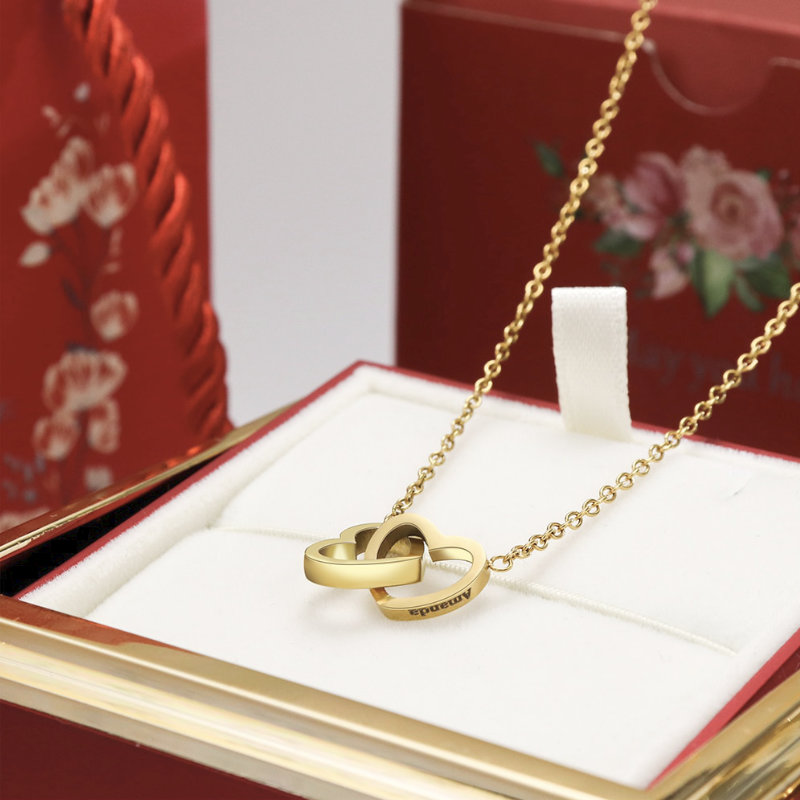 Coffret Rose Eternelle - Collier Cœurs Gravés